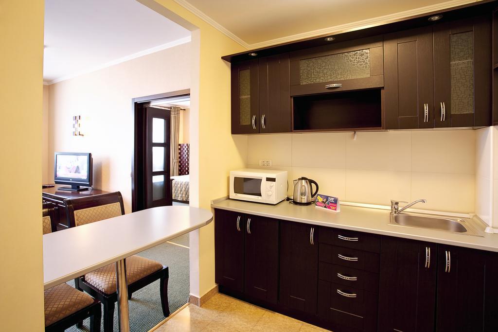 Hotel Tecadra Pipera Экстерьер фото