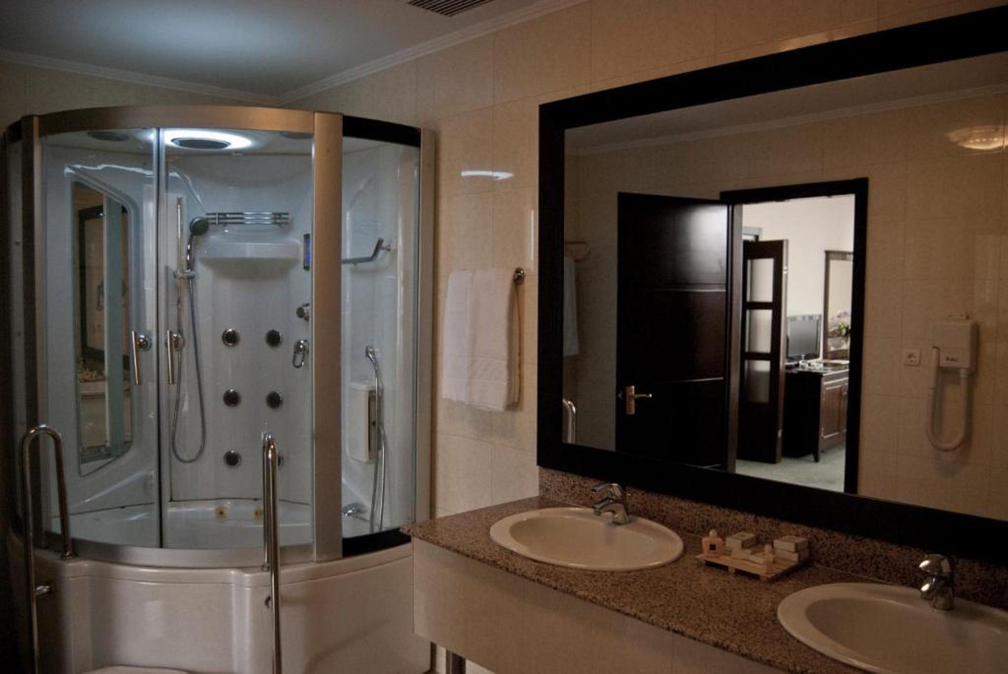 Hotel Tecadra Pipera Экстерьер фото