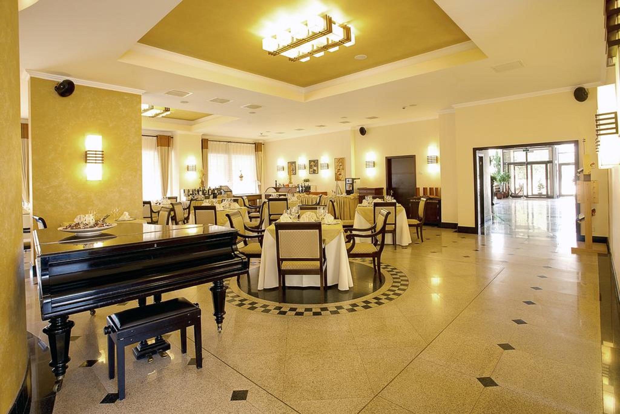 Hotel Tecadra Pipera Экстерьер фото