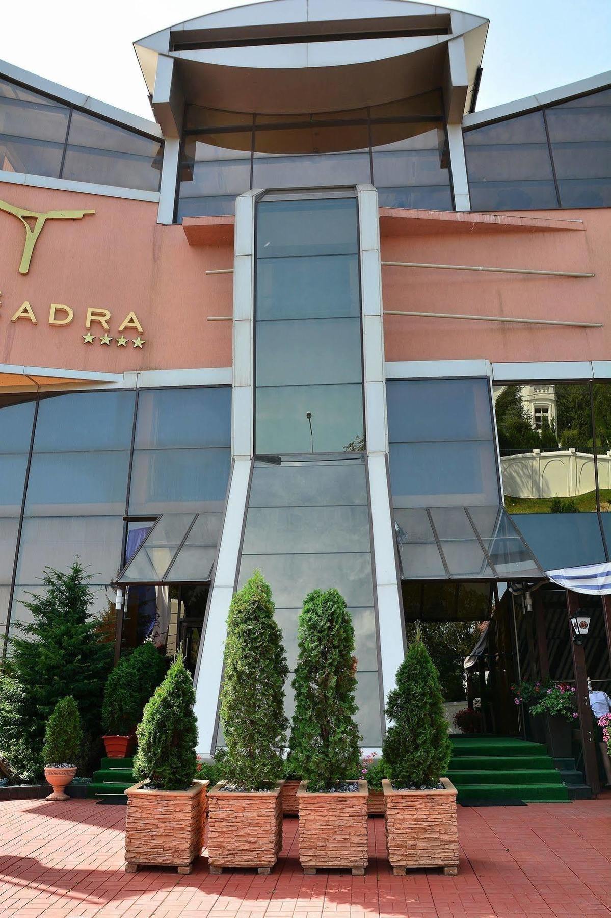 Hotel Tecadra Pipera Экстерьер фото